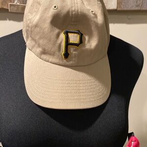 Pittsburgh Pirates Tan Baseball Cap